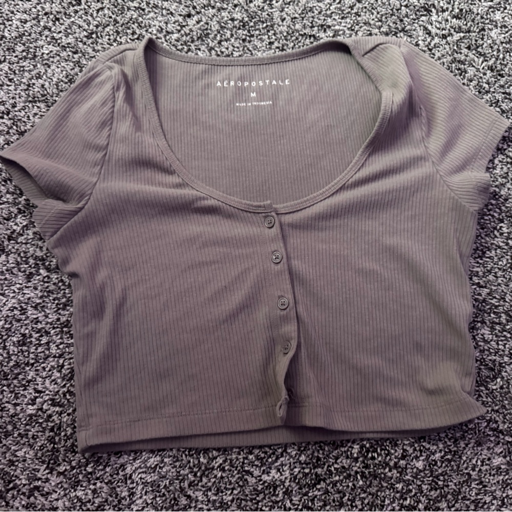 Aeropostale Gray Fitted Crop T-Shirt